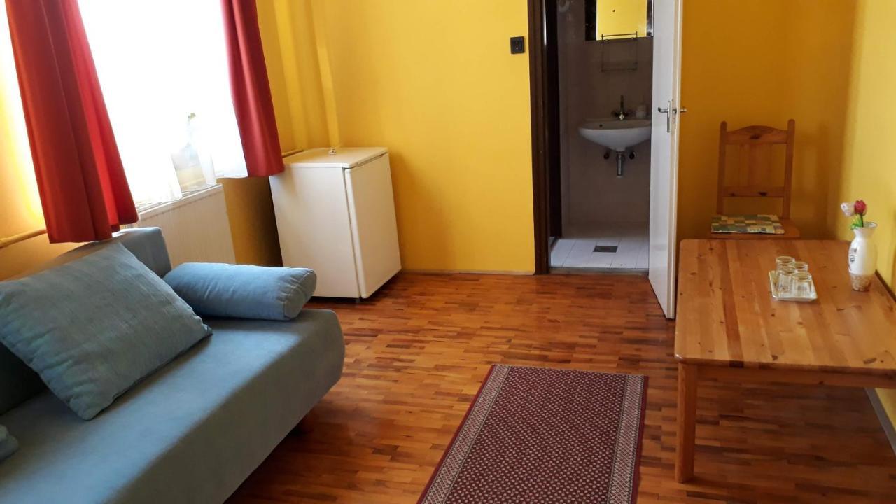 Centrum Apartman Hotel Hajdúszoboszló Exterior foto